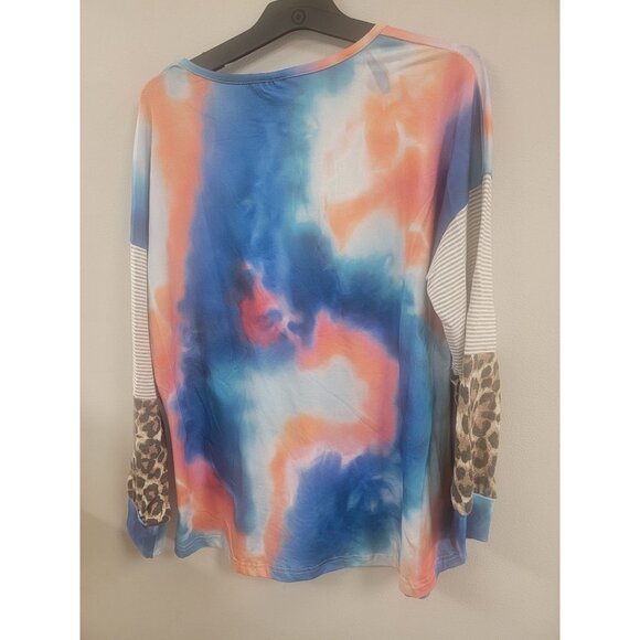 Tie-Dye Long‎ Sleeve Top With Leopard Print Pocket & Stripe Accents - Picture 3 of 3